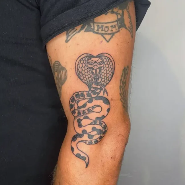 Erick-Tattoo-10